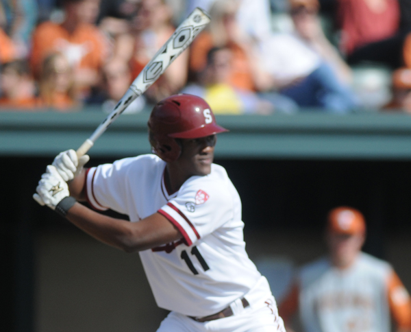 First baseman Brian Ragira had a team-leading five RBIs on the weekend, continuing his impressive sophomore season by driving in runs in all three games. (MEHMET INONU/The Stanford Daily)