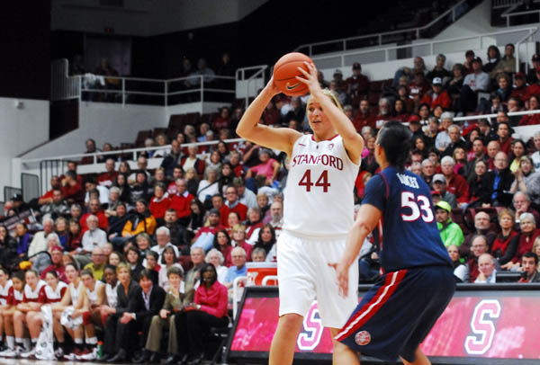 Senior Joslyn Tinkle will have one last chance to win a national title this year after three straight Final Four appearances. That quest begins tonight in the season opener against Fresno State. (Stanford Daily File Photo)