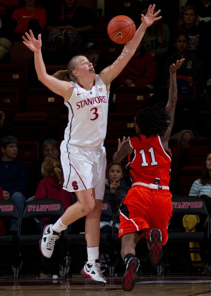 Senior forward Mikaela Ruef's career-high 13 rebounds and five assists aided Stanford in a 78-43 rout of Pacific at Maples Pavilion Saturday. (BOB DREBIN/StanfordPhoto.com)