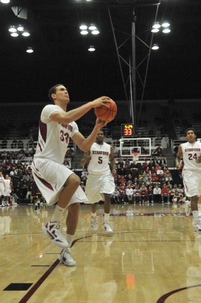 Junior forward Dwight Powell had 18 points in Stanford's first two conference games of the season as the Cardinal fell to 0-2 in Pac-12 play. (MIKE KHEIR/The Stanford Daily)