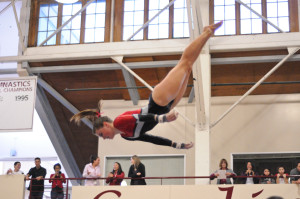 W. Gymnastics: Dayton named Pac-12 Specialist of the Week after career-best vault