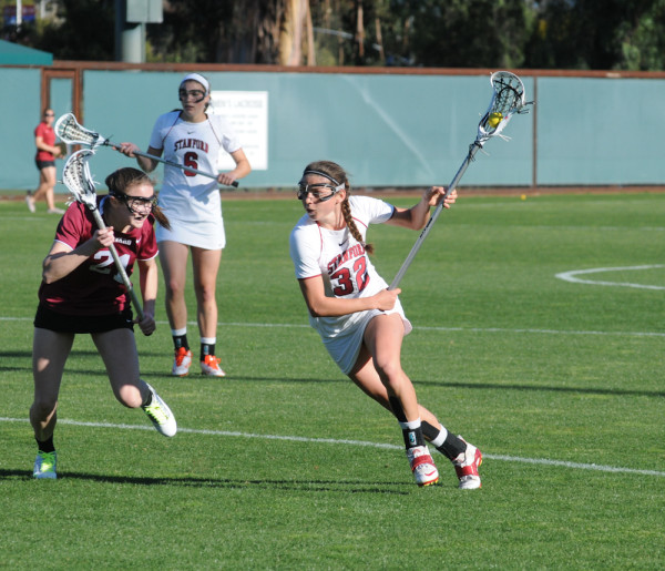 Freshman Lucy Dikeou (SIMON WARBY/The Stanford Daily)