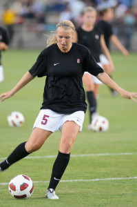 Fifth-year senior Courtney Verloo notched her fourth goal in two games, opening the scoring for Stanford in its 2-0 win against Colorado to open the Cardinal's Pac-12 season. (SIMON WARBY/The Stanford Daily)