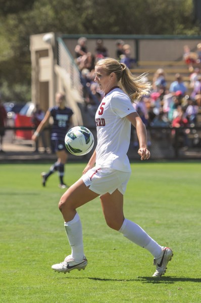 Fifth-year senior forward Courtney Verloo (above) scored the lone goal in Stanford's 1-0 victory against Utah Friday. (SIMON WARBY/The Stanford Daily)