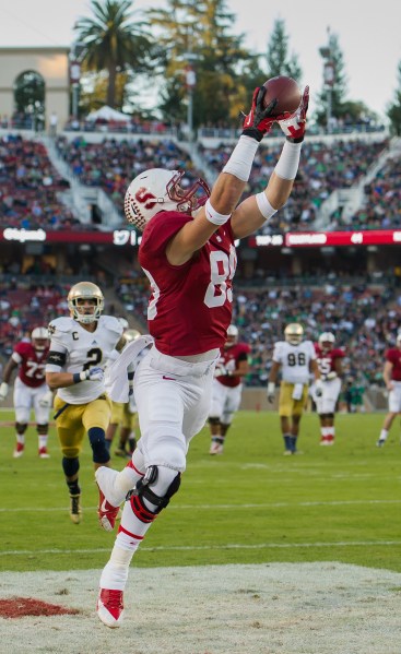 Junior wideout Devon Cajuste makes a 16-yard touchdown catch to give Stanford a 7-3 lead against Notre Dame in the first quarter. (David Bernal/isiphotos.com)