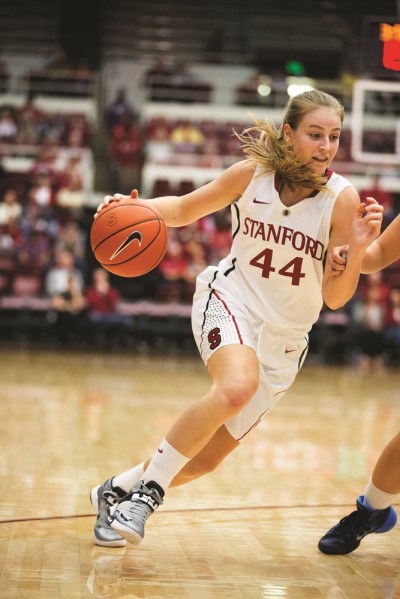 Freshman Karlie Samuelson made significant contributions this weekend, scoring 16 points on Friday and another 11 on Monday afternoon. (FRANK CHEN/The Stanford Daily)