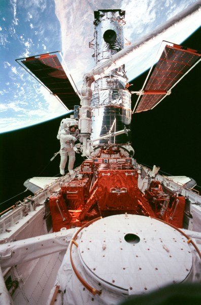 NEW.030514.astronauts