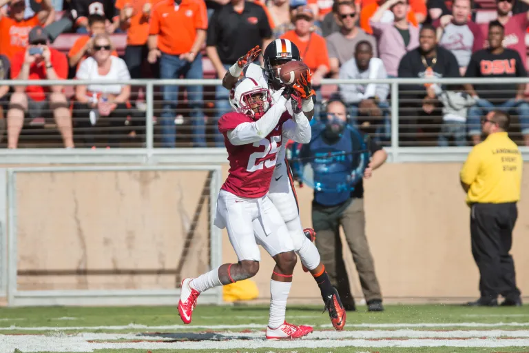 Junior cornerback Alex Carter (above) will not return to Stanford for his final year of eligibility for the 2015-16 season and will instead enter the 2015 NFL Draft. (CASEY VALENTINE/isiphotos.com)