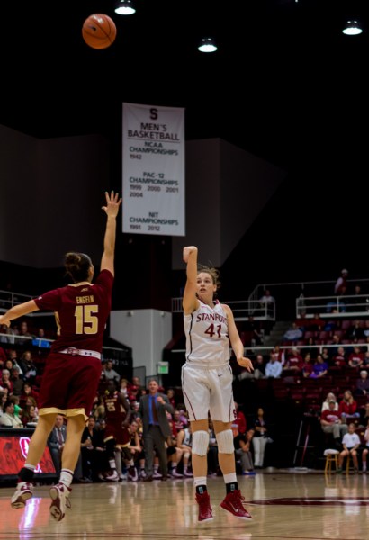 Bonnie Samuelson's recent hot shooting will be needed as the Cardinal heads up to Washington. (NATHAN STAFFA/The Stanford Daily)
