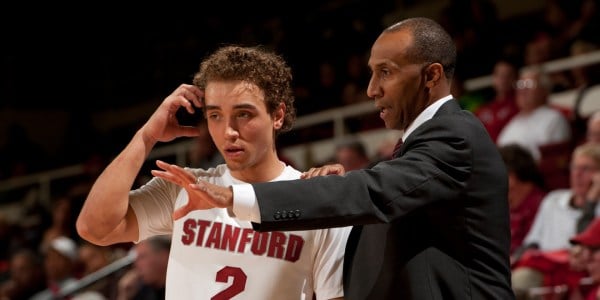 Head coach Johnny Dawkins (right) brought in former teammate David Henderson to inspire his team prior to a key game against Cal. (KYLE TERADA/stanfordphoto.com)