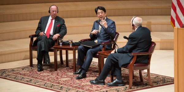 Japanese Prime Minister Shinzo Abe speaking at Stanford in 2015. (Courtesy of Linda A. Cicero/Stanford News Service)