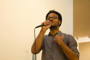 Tyler "EAGLEBABEL" Brooks performing at the Anderson Collection. (BENJAMIN SORENSEN/The Stanford Daily)
