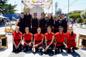 Stanford Taiko poses for a picture before their performance at (Courtesy of Stanford Taiko)