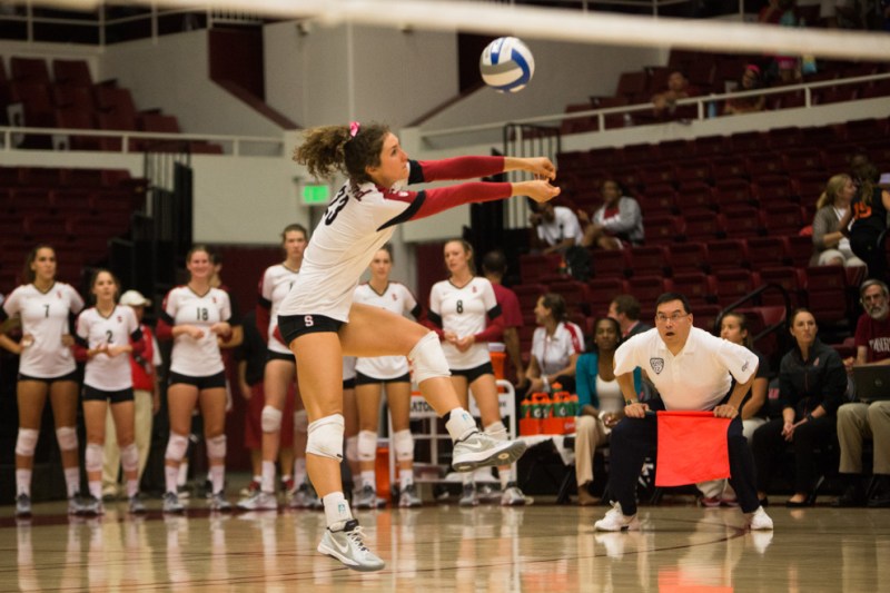 Stanford W. VBall defeats Oregon State 3-0 on Oct 4, 2014