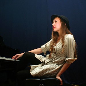 Indie-folk songstress Joanna Newsom. (Courtesy of Daniel Arnold) 