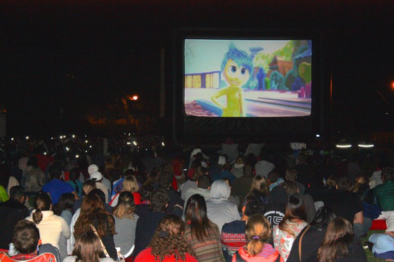 outdoor Cardinal Nights movie showing