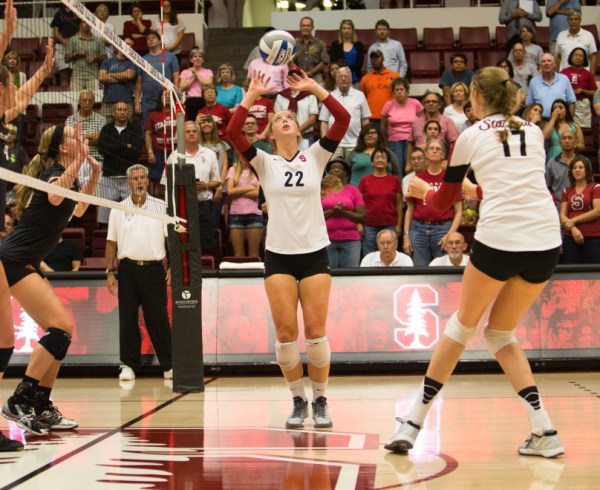 Stanford W. VBall defeats Oregon State 3-0 on Oct 4, 2014