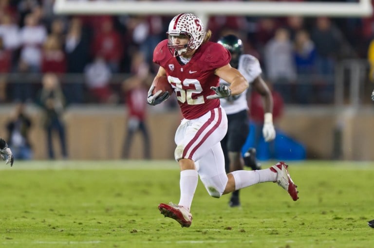 Stanford alumnus Coby Fleener scored two touchdowns for the New Orleans Saints, one on the ground and one on a 50-yard reception, highlighting  a strong group of Stanford alumni making gains over the air in NFL Week 6 action. (JIM SHORIN/isiphotos.com)