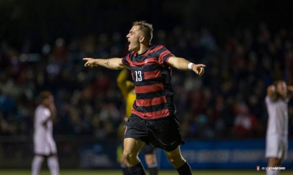 Junior Jordan Morris (above) scored two goals, including the game-winner, to lift Stanford over Ohio State in the Third Round of the NCAA tournament, sending the Cardinal to their first Elite 8 since 2002.
(MACIEK GUDRYMOWICZ/stanfordphoto.com)