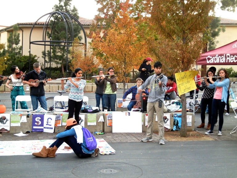 (MCKENZIE LYNCH/The Stanford Daily)