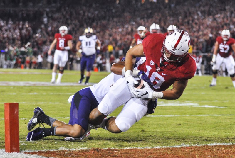 Junior tight end Austin Hooper (above) has decided to forgo his two remaining years of eligibility at Stanford and will enter the 2016 NFL Draft. (SAM GIRVIN/The Stanford Daily)