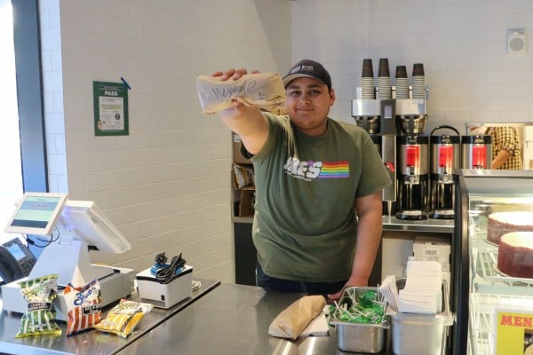 Ike's is once again serving their popular sandwiches on campus (KEVIN HSU/The Stanford Daily)
