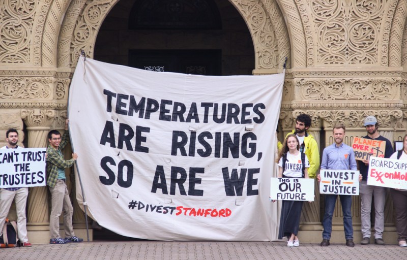 Fossil Free Stanford has for years been campaigning for divestment from fossil fuels, despite the Stanford Board of Trustees repeated decisions not to take action on the matter. (Photo: RAGHAV MEHROTRA /The Stanford Daily)
