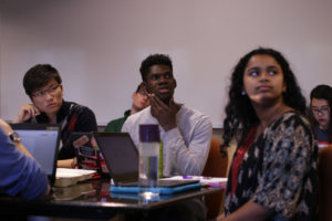 The 19th Undergraduate Senate met yesterday to discuss individual projects and funding (ROBERT SHI/The Stanford Daily).