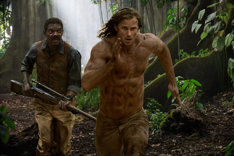 (l-r) Samuel L Jackson (as George Washington Williams) and Alexander Skarsgård (as Tarzan) in "The Legend of Tarzan" (Courtesy of Warner Bros. Pictures).