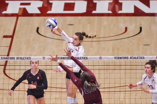 Senior outside hitter Ivana Vanjak (center) registered 10 kills and a .474 hitting percentage to lead Stanford over Pacific on Saturday. (RAHIM ULLAH/The Stanford Daily)