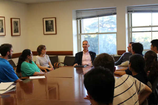 Congressmen Lepinski talk to Stanford students
