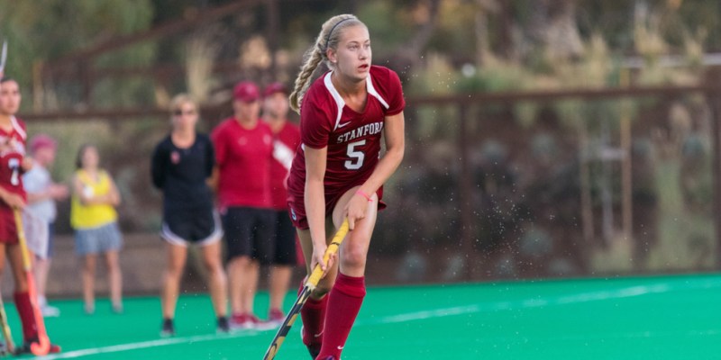 Junior Sarah Helgeson currently ranks second on the Stanford squad with four goals on the season. Stanford will need its offense to step up in the wake of a streak-snapping 1-0 loss to Pacific last week. (NATHAN STAFFA/The Stanford Daily)