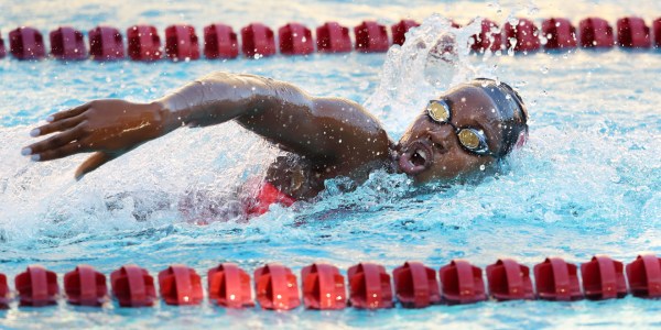 Junior Simone Manuel nailed two pool records on Saturday, snapping Katie Ledecky's record in the 200 freestyle and going on to claim the 400 freestyle relay with Janet Hu, Ledecky, and Lia Neal. (HECTOR GARCIA-MOLINA/isiphotos.com).