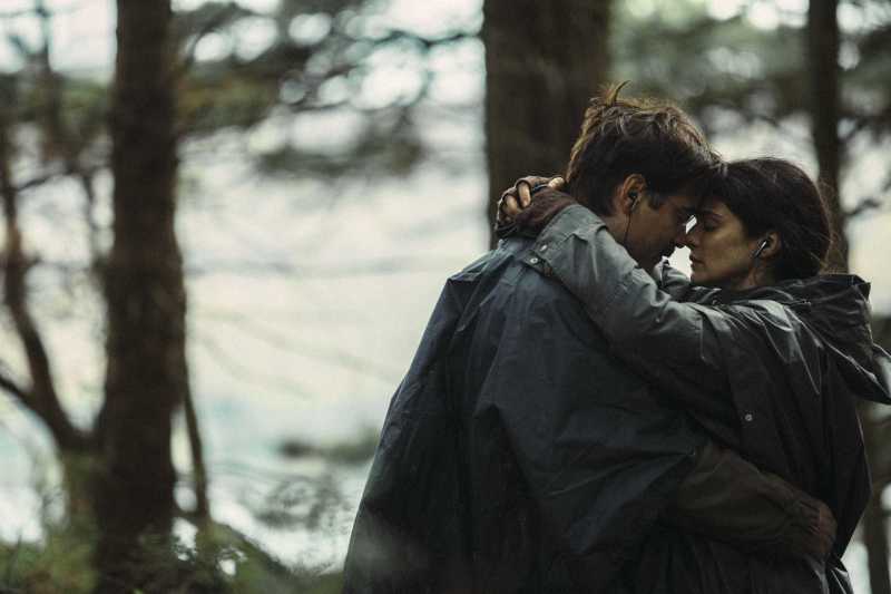 Short Sighted Women (Rachel Weisz) and David (Colin Farrell) in a scene from the film THE LOBSTER by Director Yorgos Lanthimos. Courtesy of Mongrel Media.