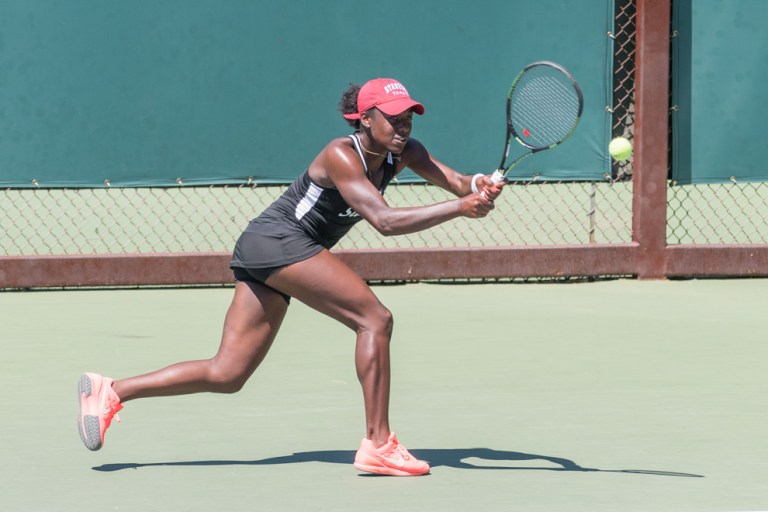 No. 13 Sophomore Melissa Lord won in straight sets to help advance Stanford to its  5-0 win against Sacramento State. (RAHIM ULLAH/ The Stanford Daily).