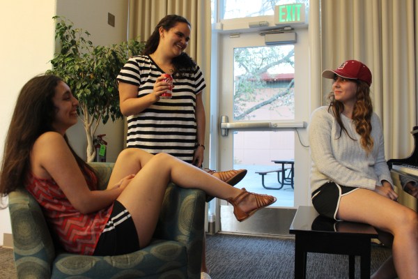 Who you hang out with can influence the way that you speak. (DANNA GALLEGOS/The Stanford Daily)