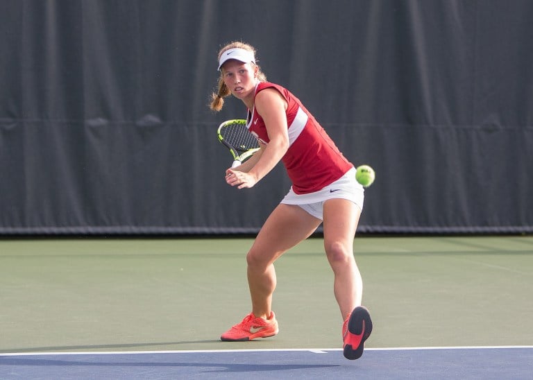 Freshman Emily Arbuthnott earned her 13th straight dual win in Friday's shutout. Arbuthnott, along with fellow freshman Emma Higuchi, has not yet lost a dual match this season. (SHIRLEY PEFLEY/isiphotos.com)