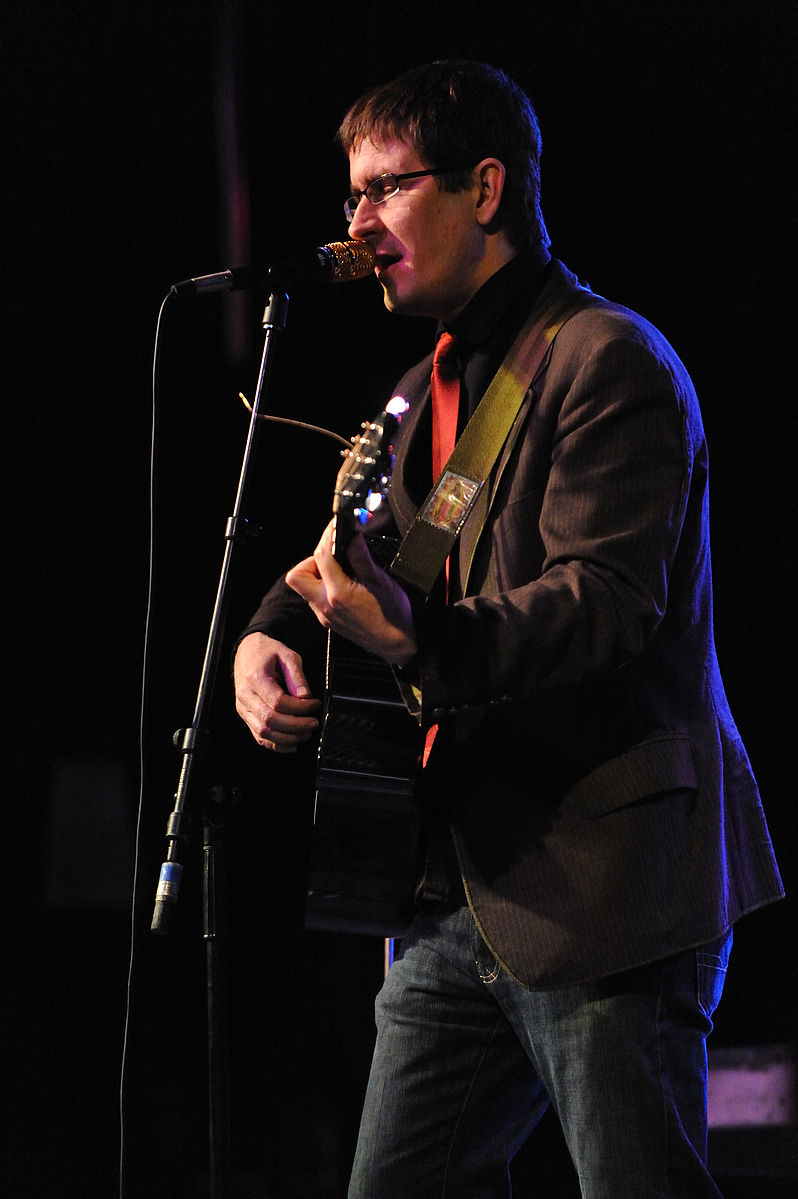 John Darnielle of The Mountain Goats. (Steevven1, Wikimedia Commons)