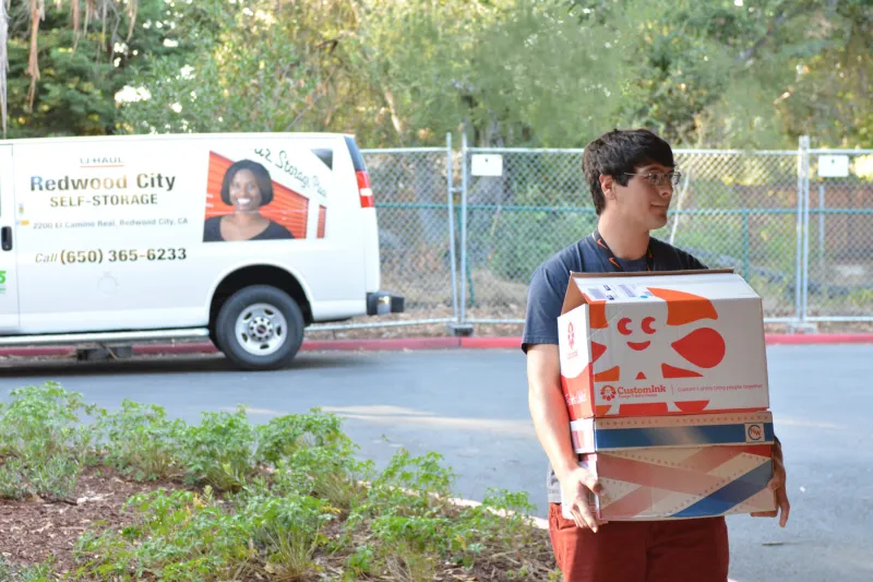 Cody Kala ’17 M.S. ’18 moves into his coterm housing this fall (ANDREW SOLANO/The Stanford Daily).