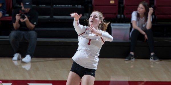Sophomore setter Jenna Gray led the Cardinal offense throughout the match against Colorado with her career-high 64 assists.(NORBERT VON DER GROEBEN/ isiphotos.com)