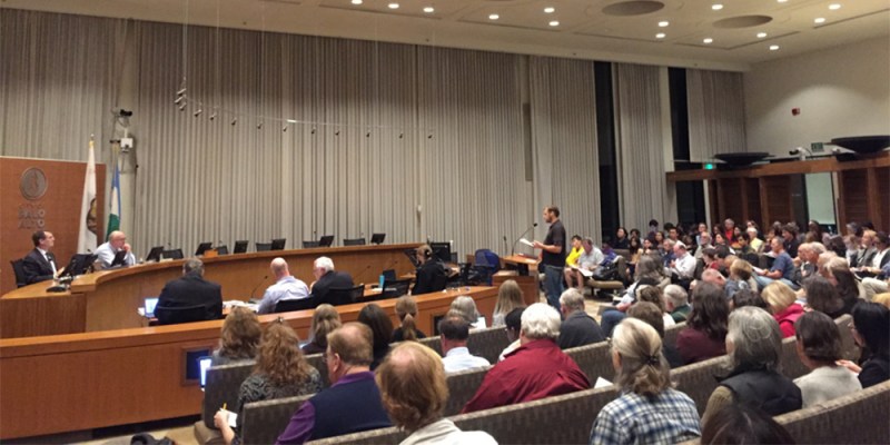Large turnout at the community feedback meeting on Stanford's General Use Permit (JULIA INGRAM/The Stanford Daily).