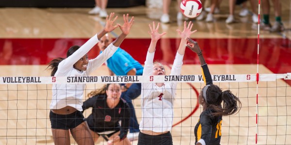 Freshman Meghan McClure recorded a career-high 13 kills against Washington State on Saturday, helping the Cardinal bounces back from its first conference loss. (KAREN AMBROSE HICKEY/isiphotos.com)