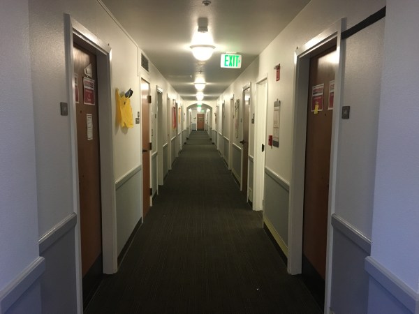 An empty residence hallway (CLAIRE WANG/The Stanford Daily).