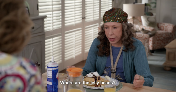 Living with a roommate as told by 'Grace and Frankie screencaps