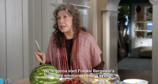 Living with a roommate as told by 'Grace and Frankie screencaps