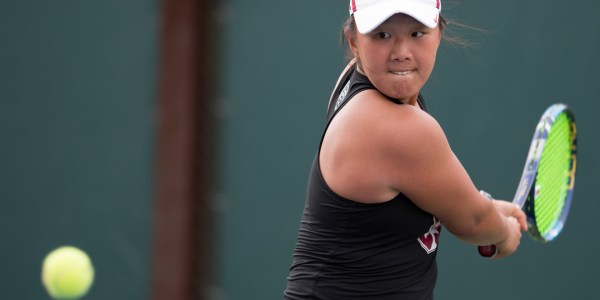 Freshman Janice Shin (above) won both of her singles matches during the Stanford women's trip to the Pacific Northwest, boosting the team to a 2-0 weekend. (LYNDSAY RADNEDGE/isiphotos.com)