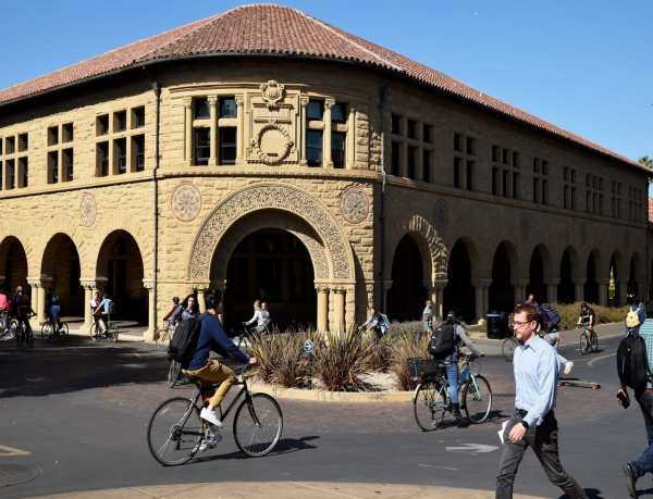 EVAN PENG / The Stanford Daily