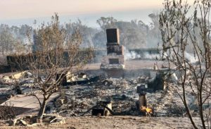 Three fires ravage California, send smoke to Stanford