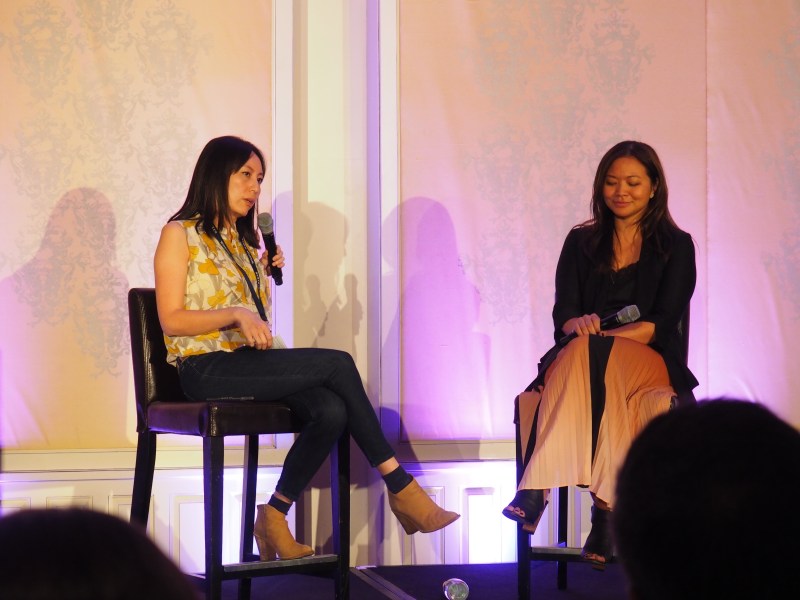 Rebecca Sun, a senior reporter at The Hollywood Reporter (left), talks with “Crazy Rich Asians” screenwriter Adele Lim (right) at the 2018 Confluence Summit hosted by Winston Baker in Menlo Park. (OLIVIA POPP/The Stanford Daily)