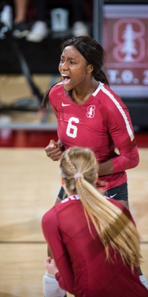 Senior middle blocker Tami Alade was selected as the Pac-12 Defensive Player of the Week for the second consecutive week. (ERIN CHANG/isiphotos.com)